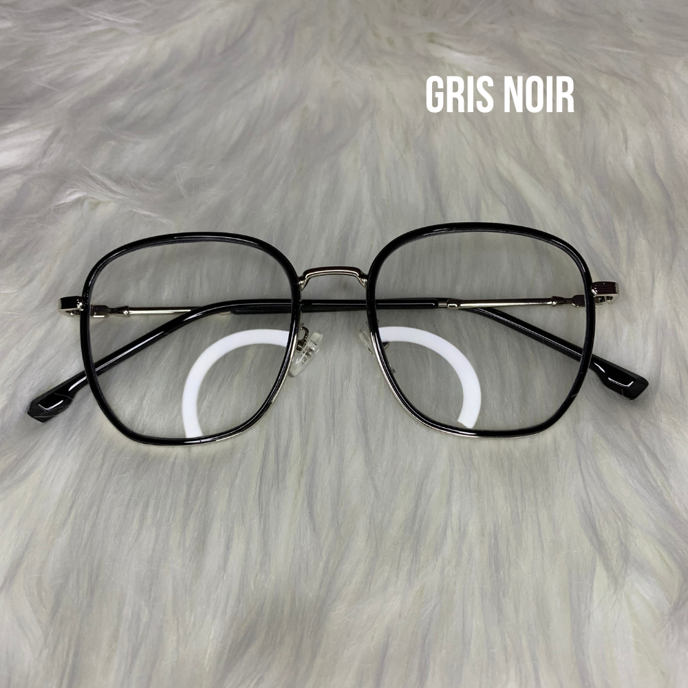 Lunette photogray anti-reflet et anti-lumière bleue pour femme.