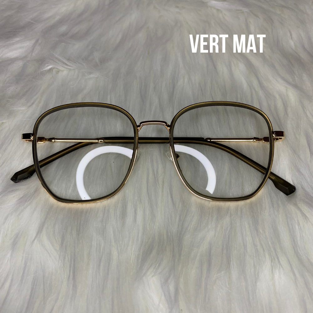 Lunette photogray anti-reflet et anti-lumière bleue pour femme.