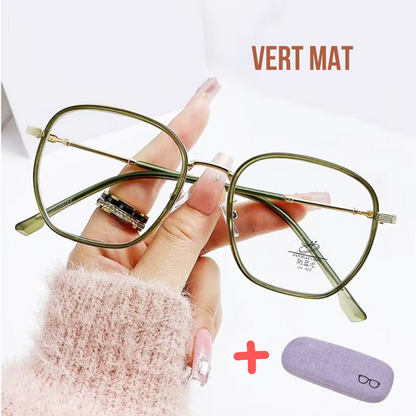 Lunette photogray anti-reflet et anti-lumière bleue pour femme.